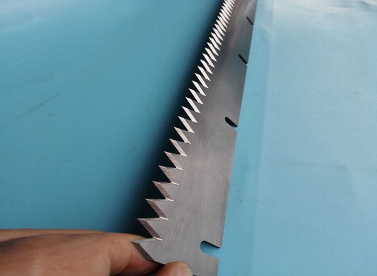鋸齒刀(dao)片